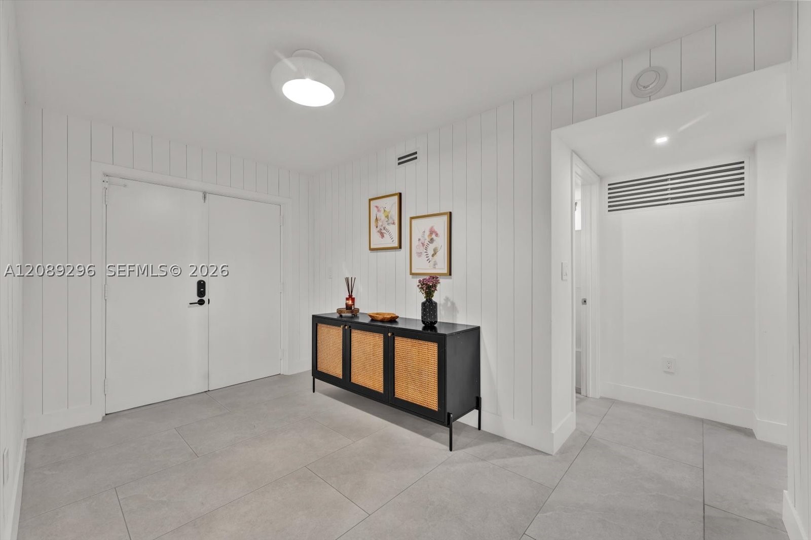 600 Grapetree Dr #7FN, Key Biscayne FL 33149