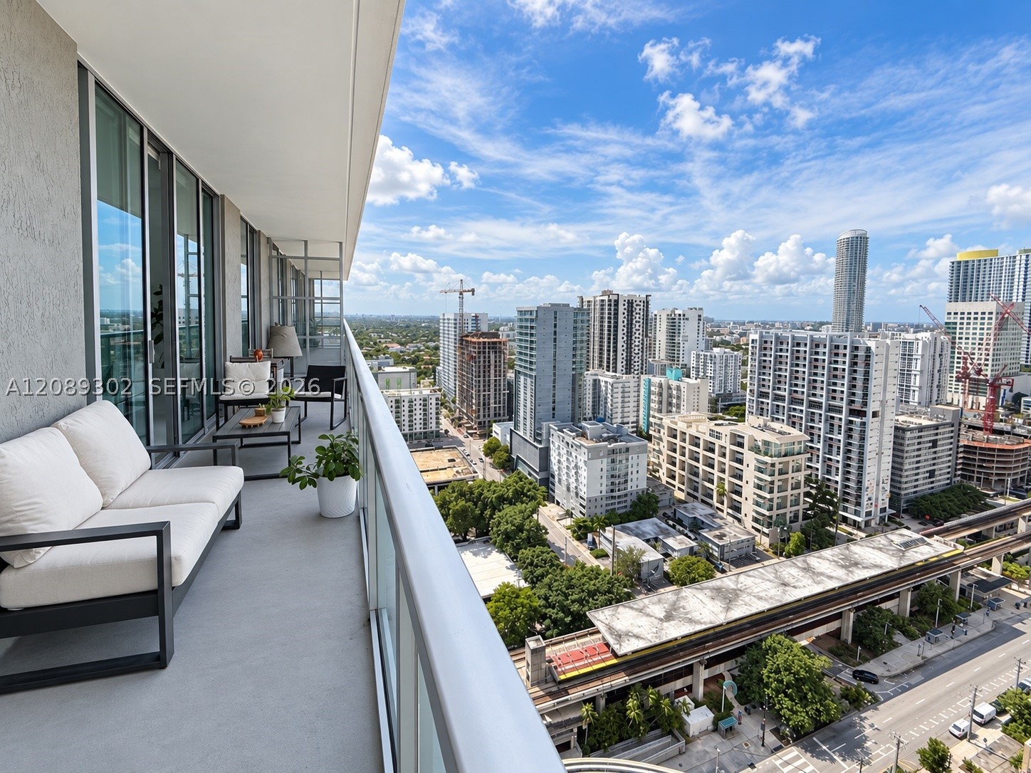 79 SW 12 ST #2910, Miami FL 33130