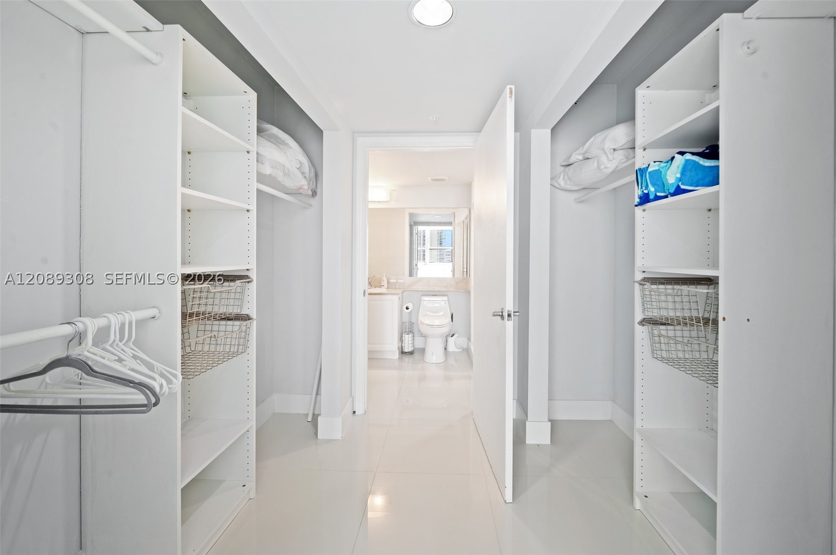 1155 Brickell Bay Dr #1001, Miami FL 33131