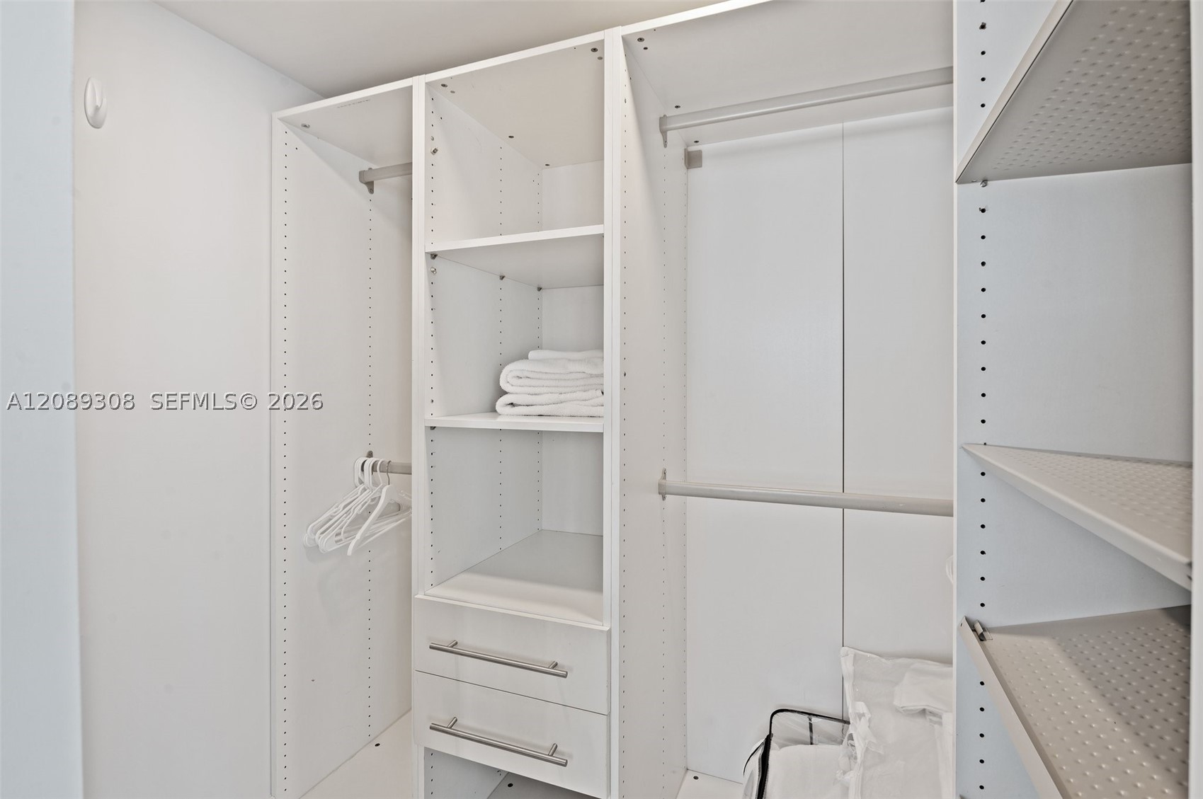 1155 Brickell Bay Dr #1001, Miami FL 33131