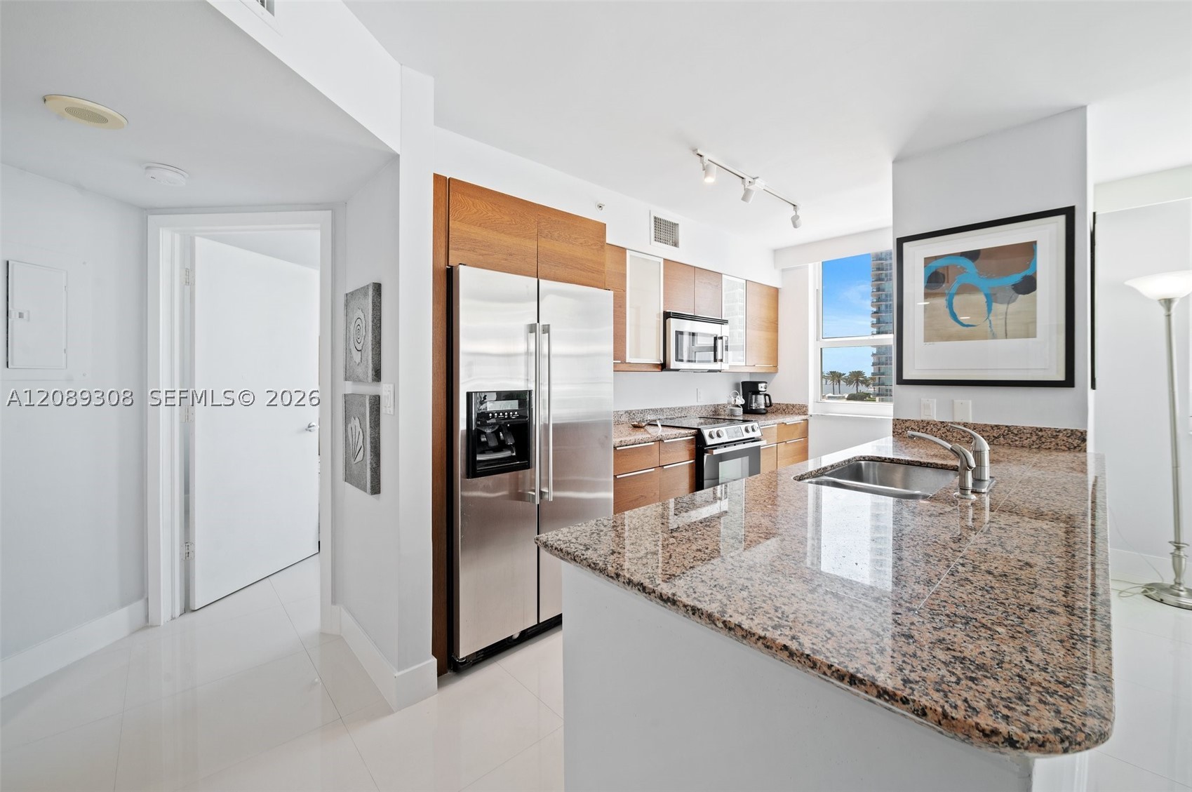 1155 Brickell Bay Dr #1001, Miami FL 33131