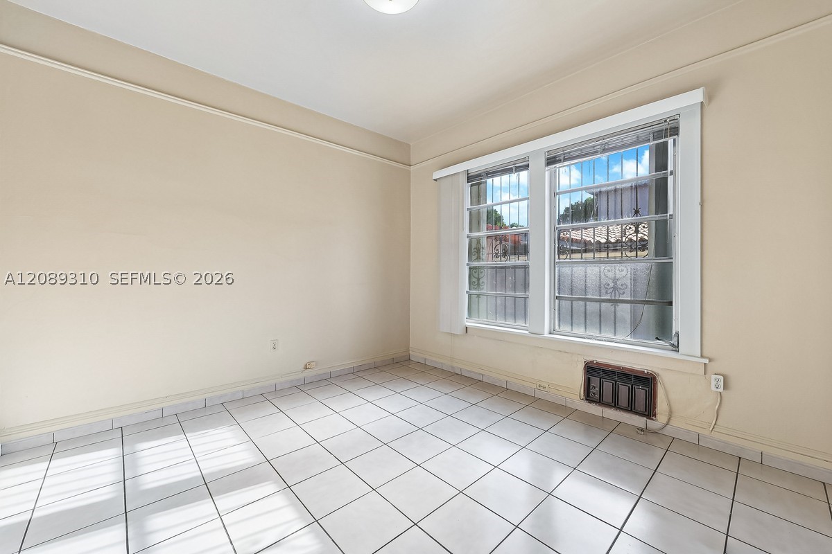 1834 SW 10th St, Miami FL 33135