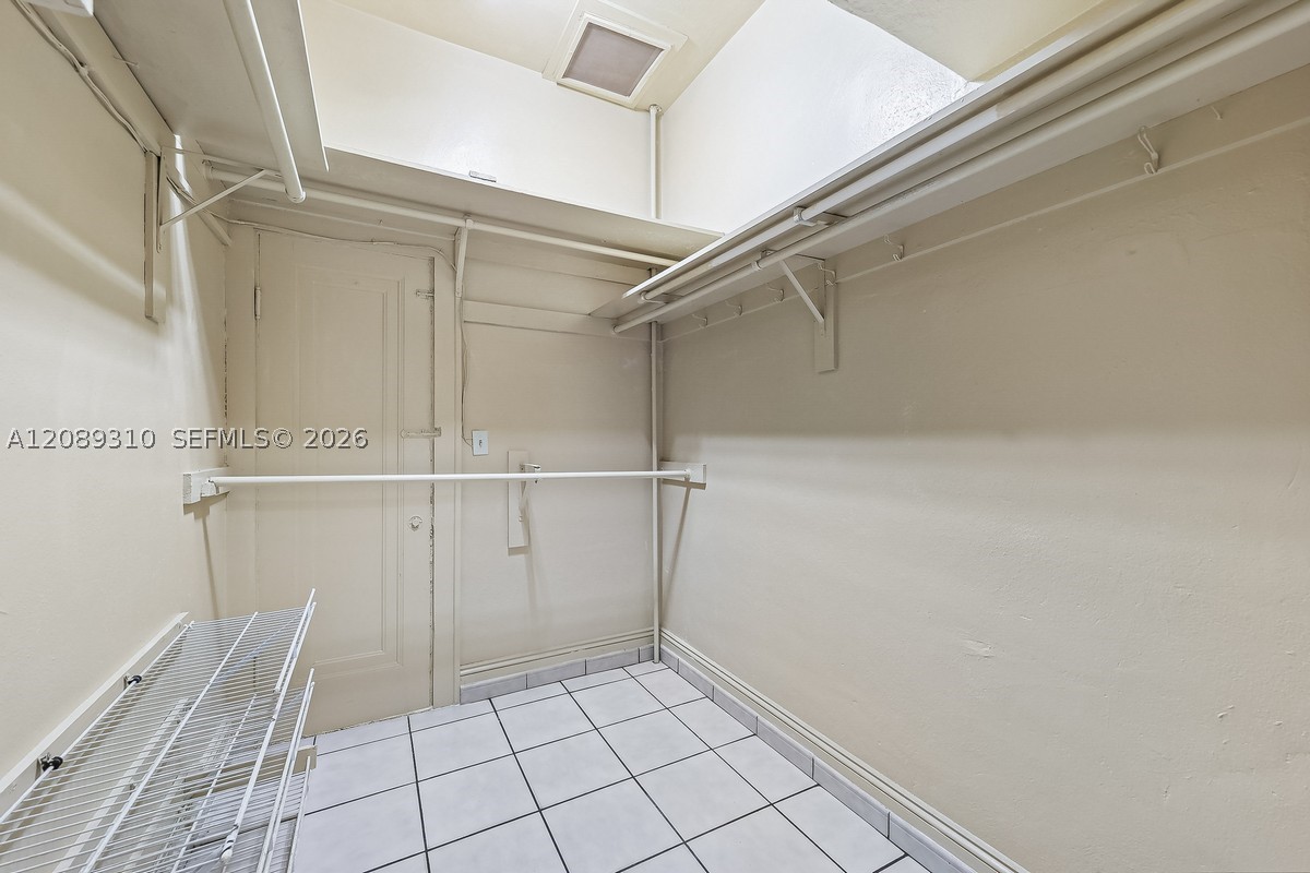1834 SW 10th St, Miami FL 33135