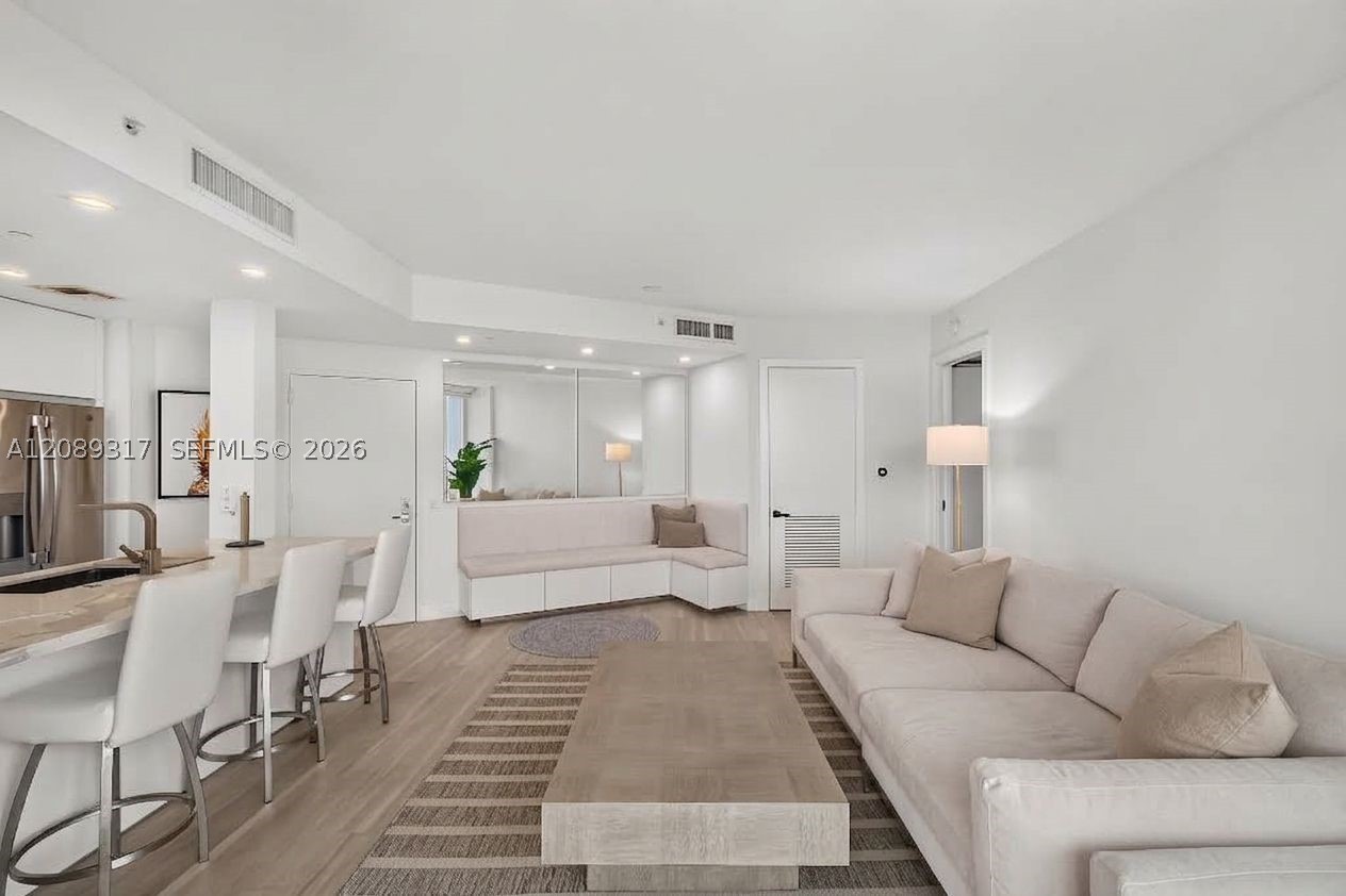 2475 Brickell Ave #2401, Miami FL 33129