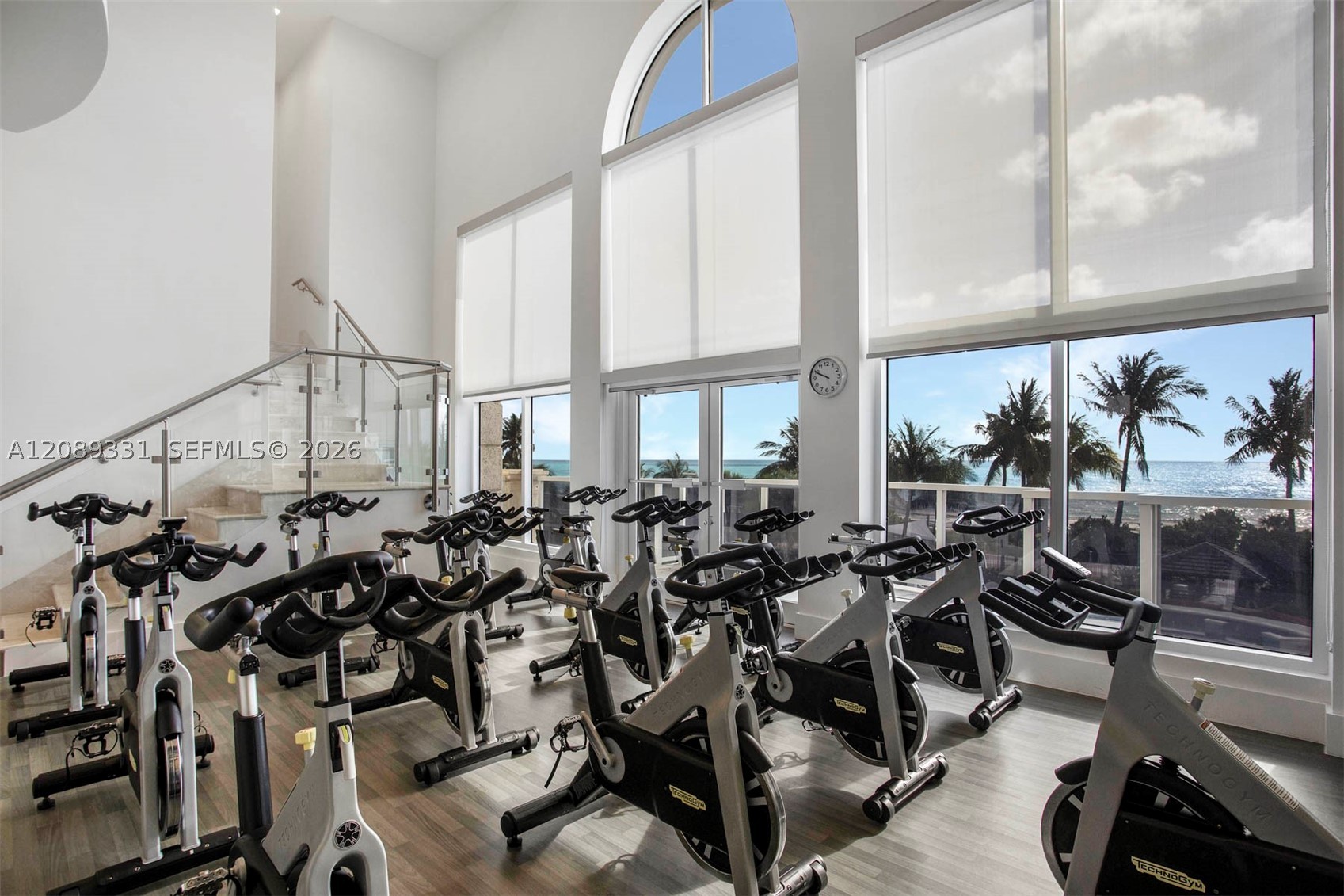 4779 Collins Ave #2805, Miami Beach FL 33140