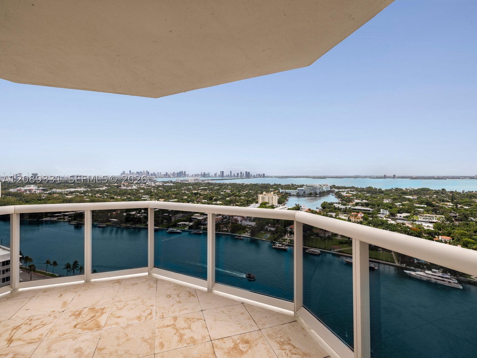 4779 Collins Ave #2805, Miami Beach FL 33140