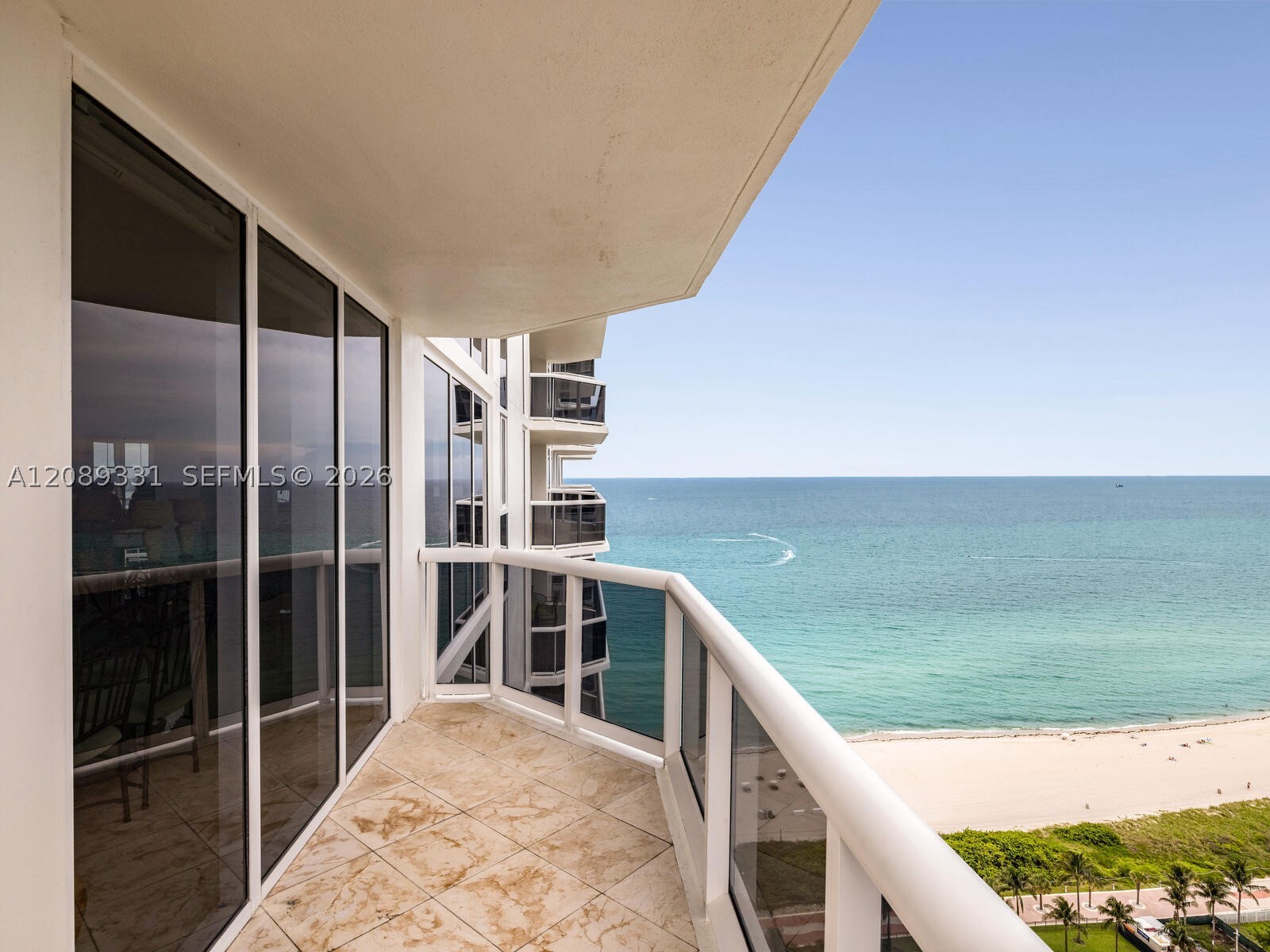 4779 Collins Ave #2805, Miami Beach FL 33140