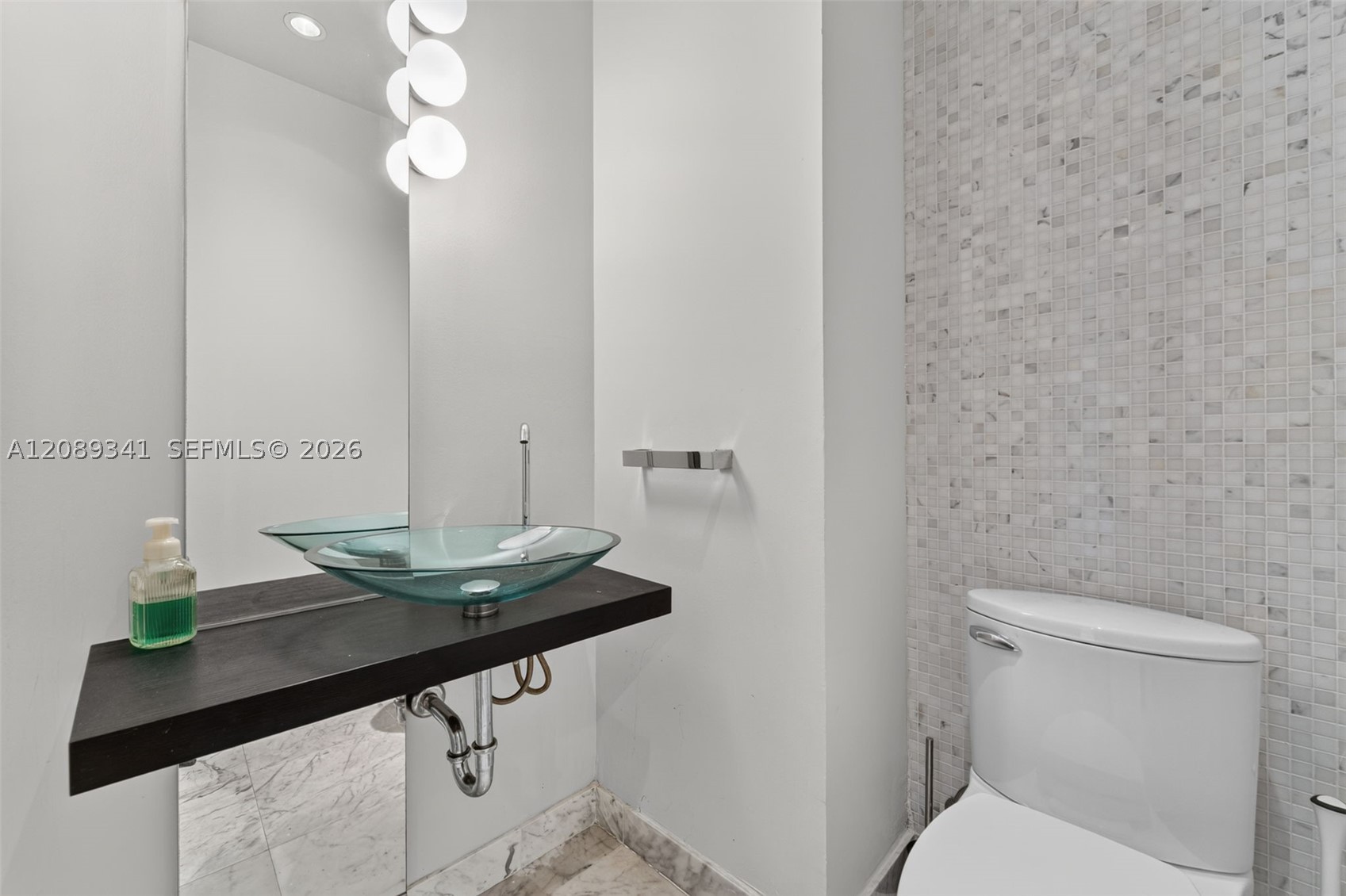 200 Biscayne Boulevard Way #4711, Miami FL 33131