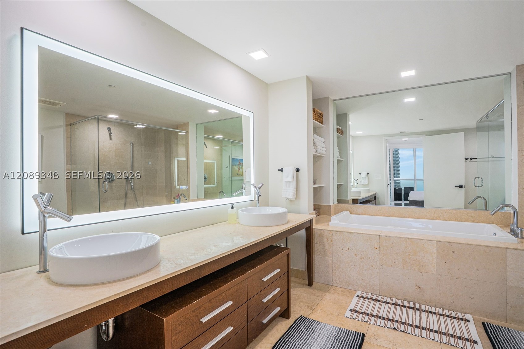 495 Brickell Ave #5005, Miami FL 33131