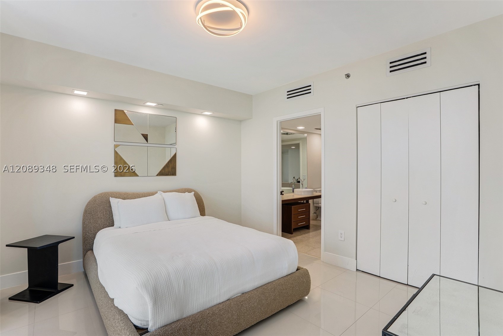 495 Brickell Ave #5005, Miami FL 33131