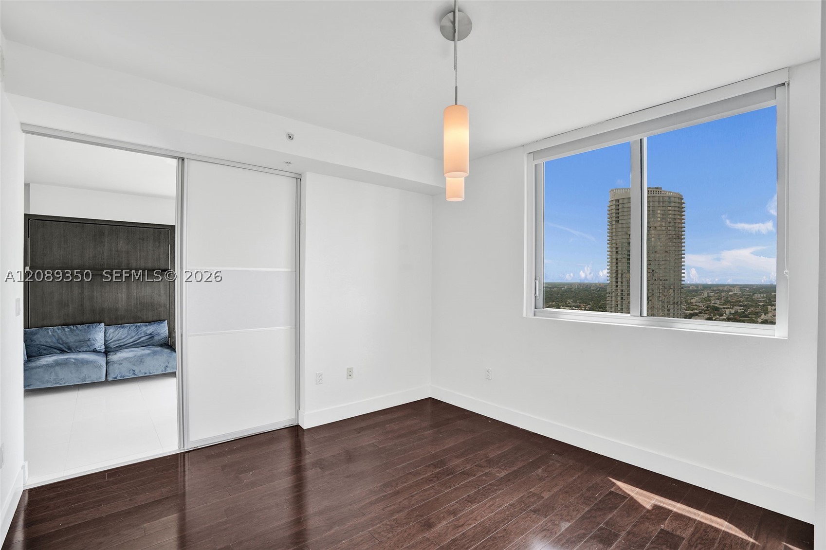 92 SW 3rd St #4109, Miami FL 33130