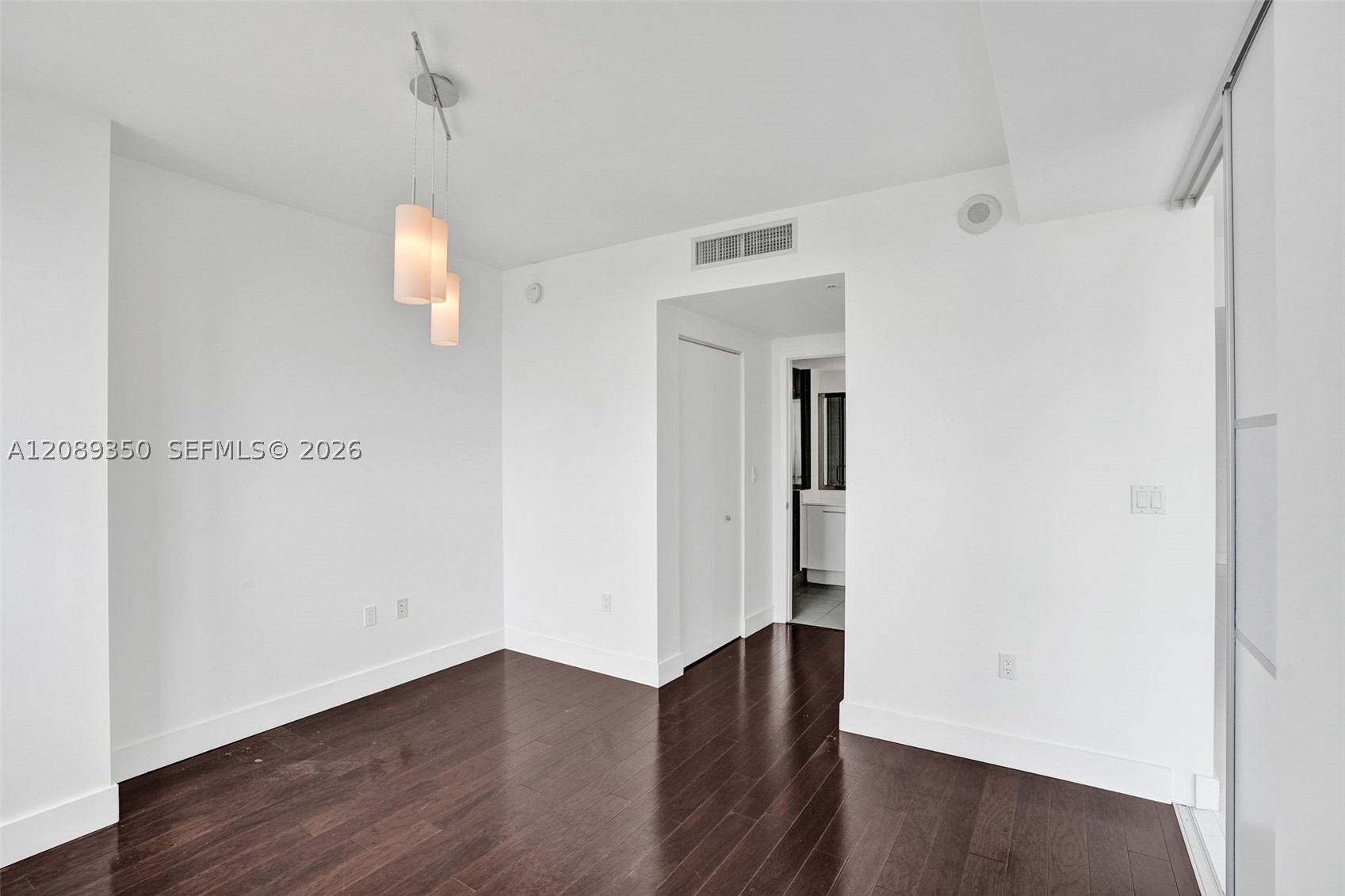92 SW 3rd St #4109, Miami FL 33130