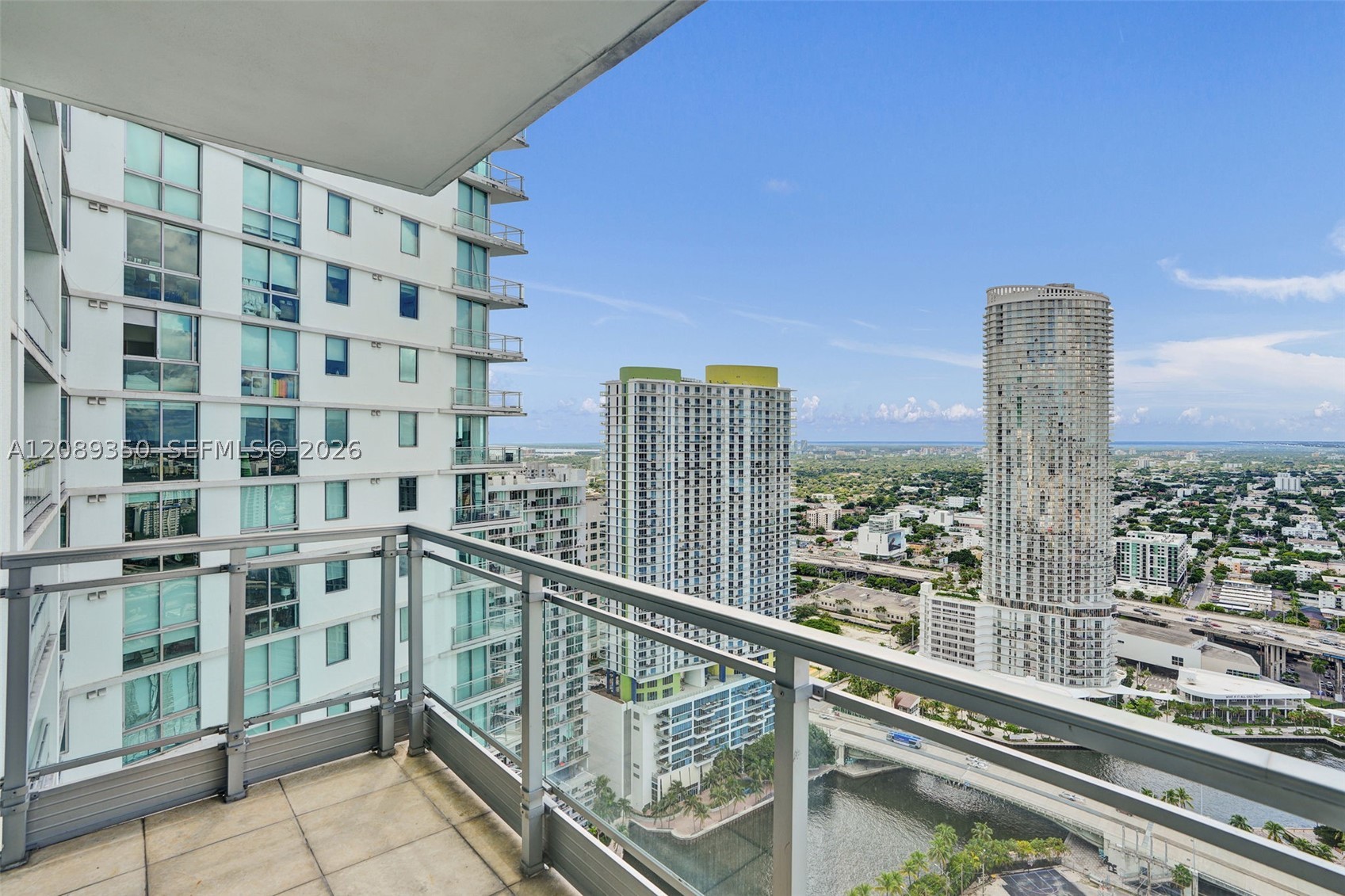 92 SW 3rd St #4109, Miami FL 33130