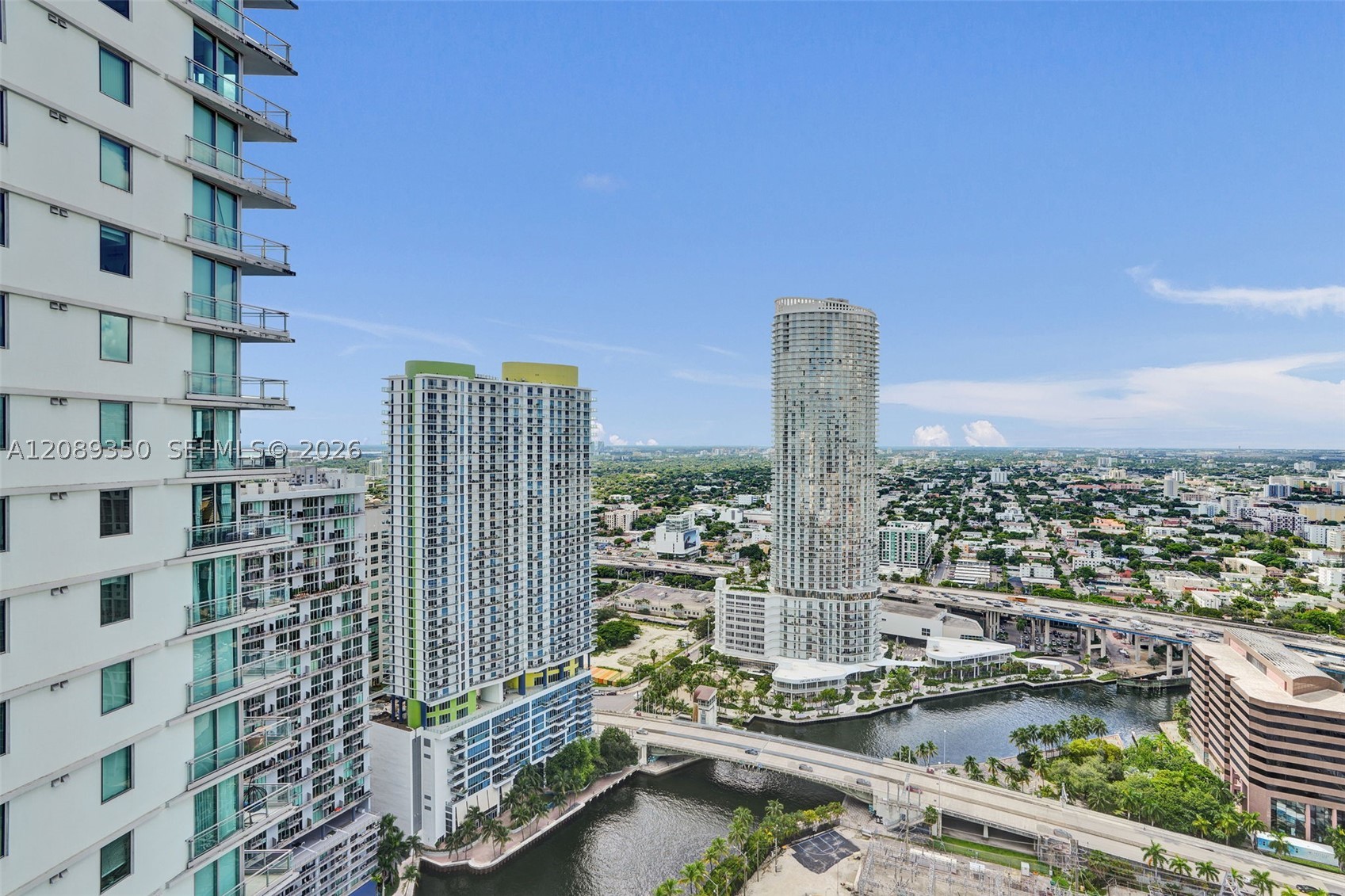 92 SW 3rd St #4109, Miami FL 33130