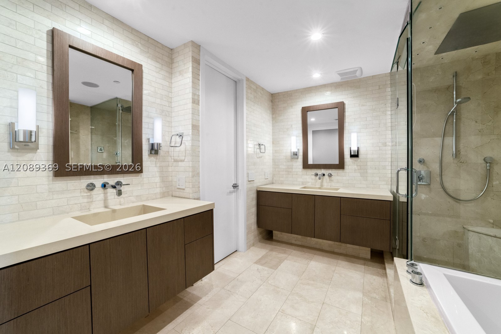 2412 Fisher Island Dr #5102, Miami Beach FL 33109