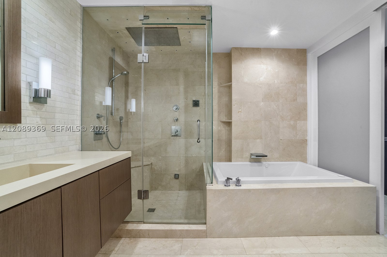 2412 Fisher Island Dr #5102, Miami Beach FL 33109
