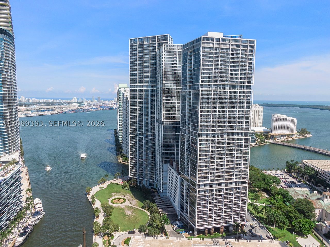 465 Brickell Ave #3905, Miami FL 33131