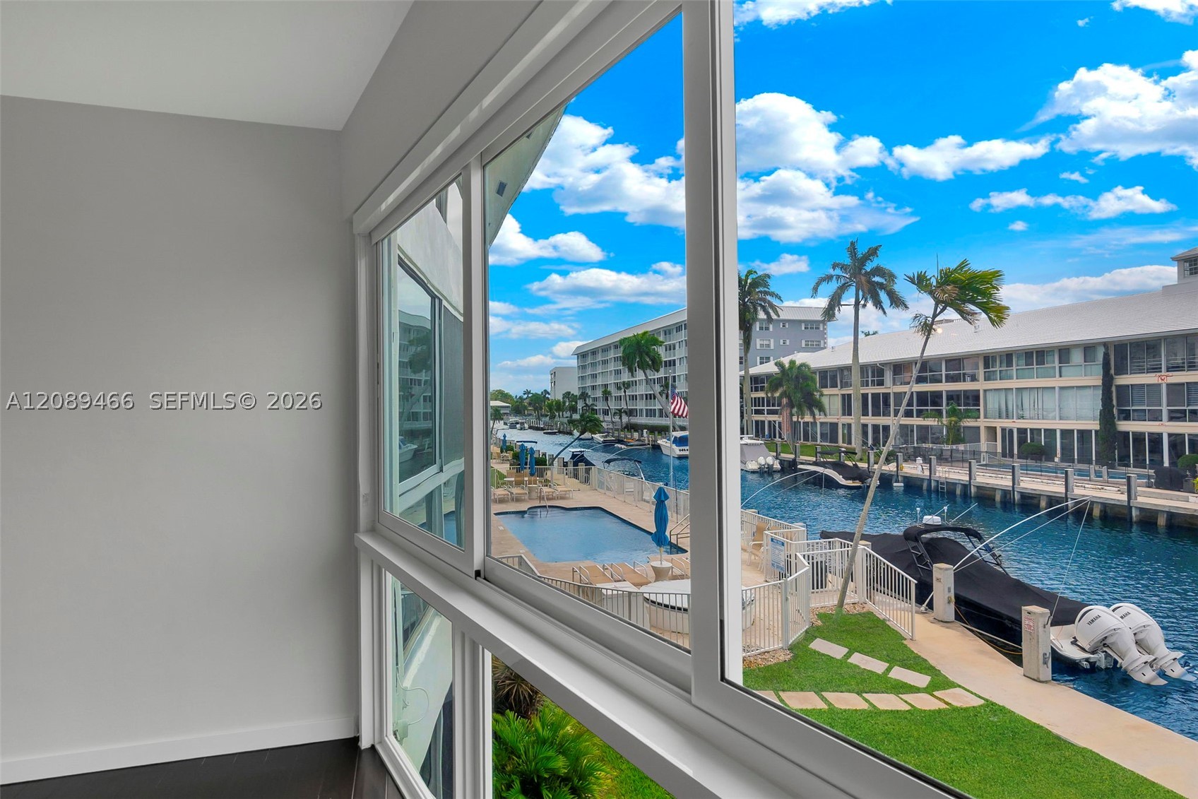 3050 NE 48th Street #208, Fort Lauderdale FL 33308