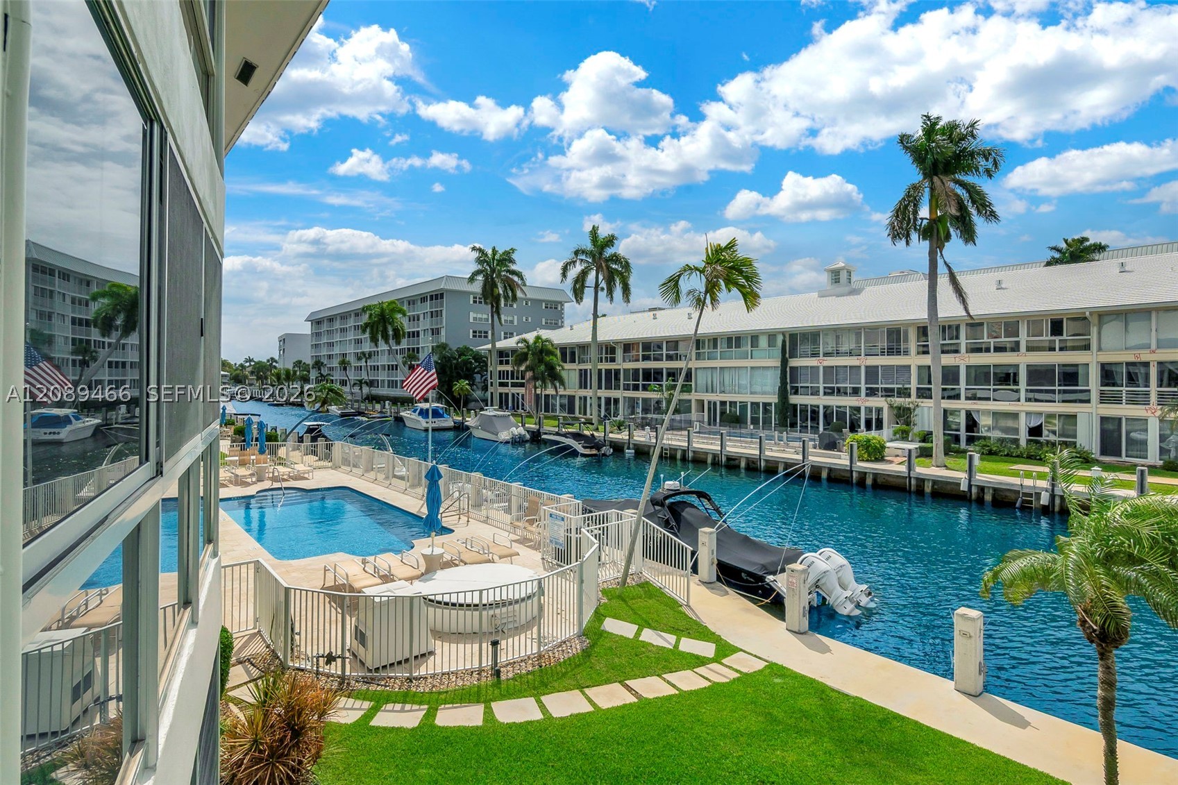 3050 NE 48th Street #208, Fort Lauderdale FL 33308
