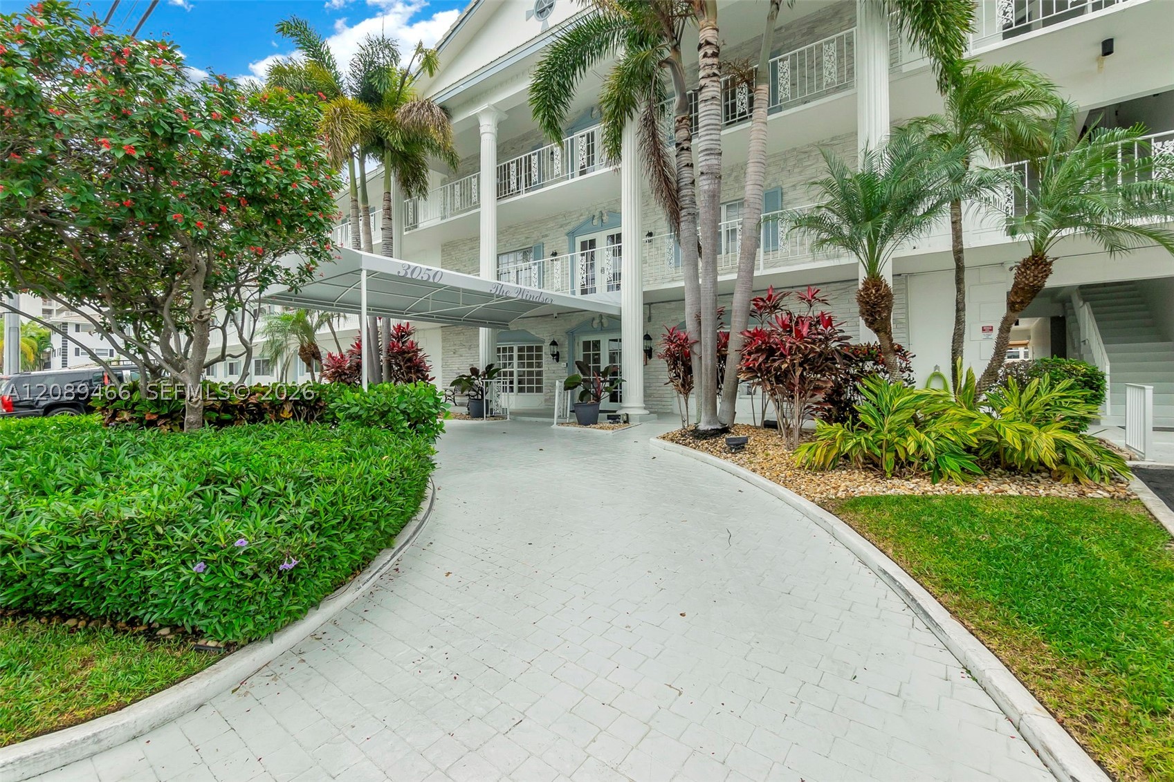 3050 NE 48th Street #208, Fort Lauderdale FL 33308