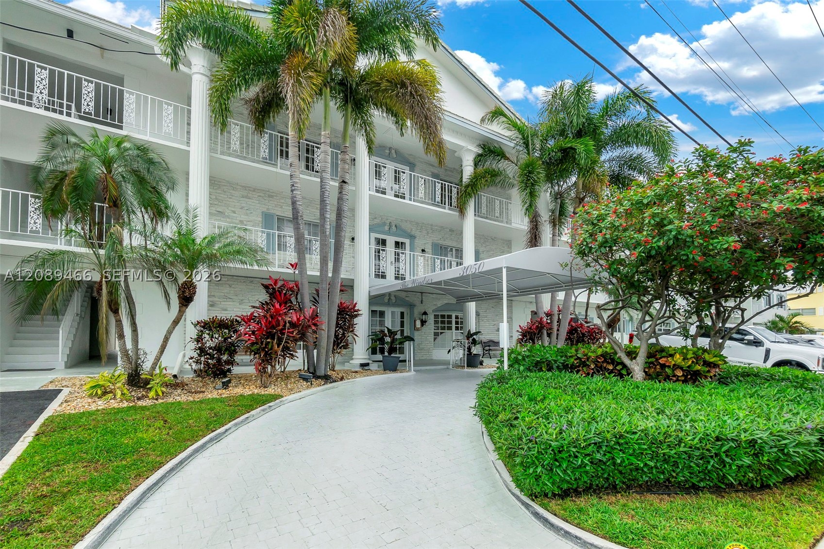 3050 NE 48th Street #208, Fort Lauderdale FL 33308