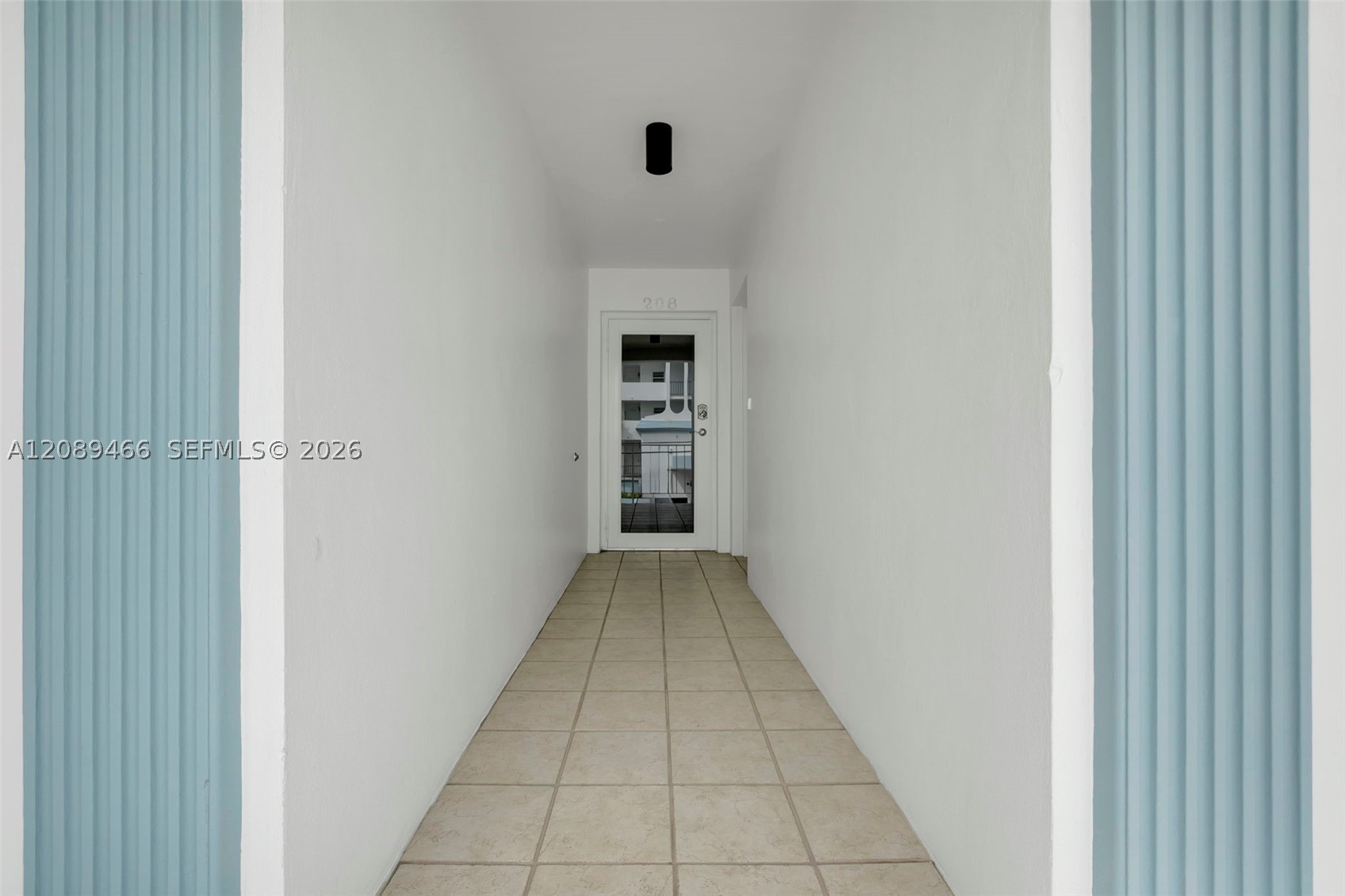 3050 NE 48th Street #208, Fort Lauderdale FL 33308