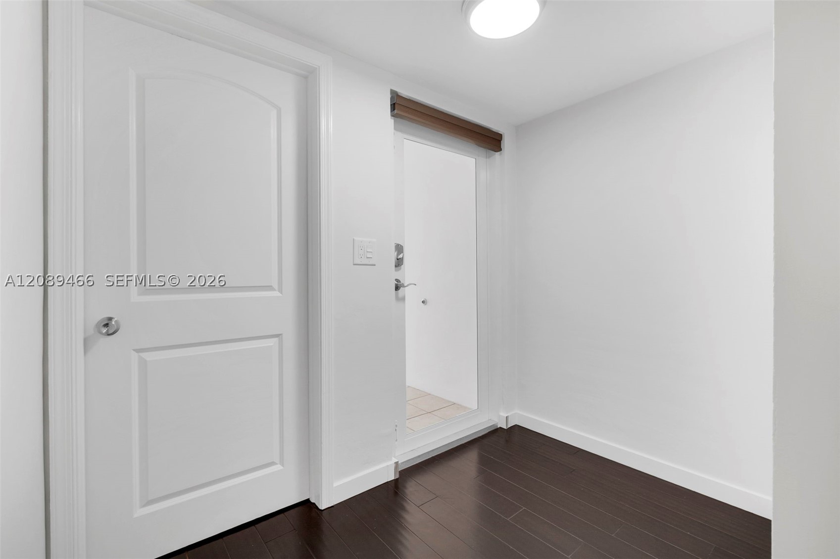 3050 NE 48th Street #208, Fort Lauderdale FL 33308
