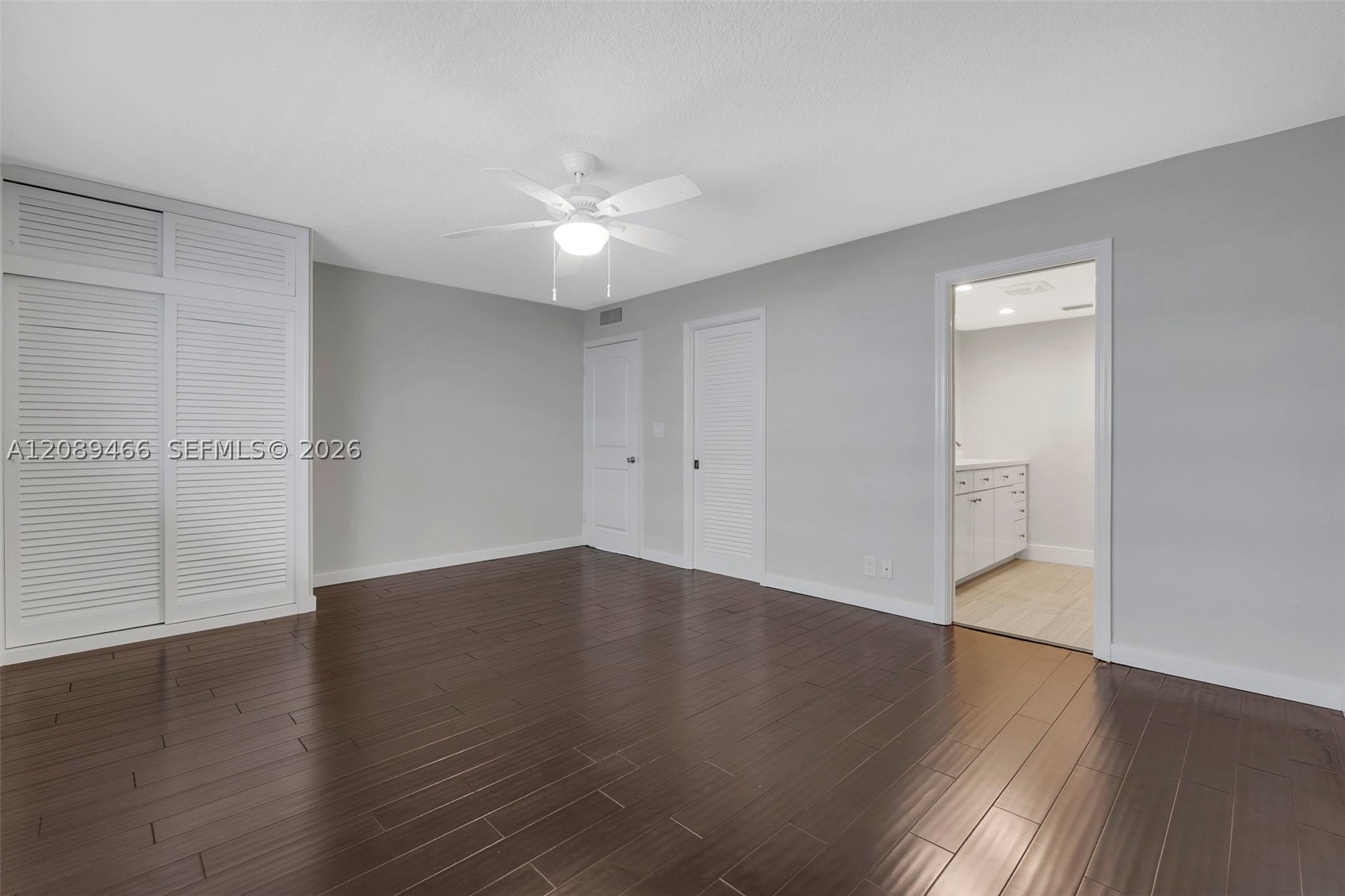3050 NE 48th Street #208, Fort Lauderdale FL 33308