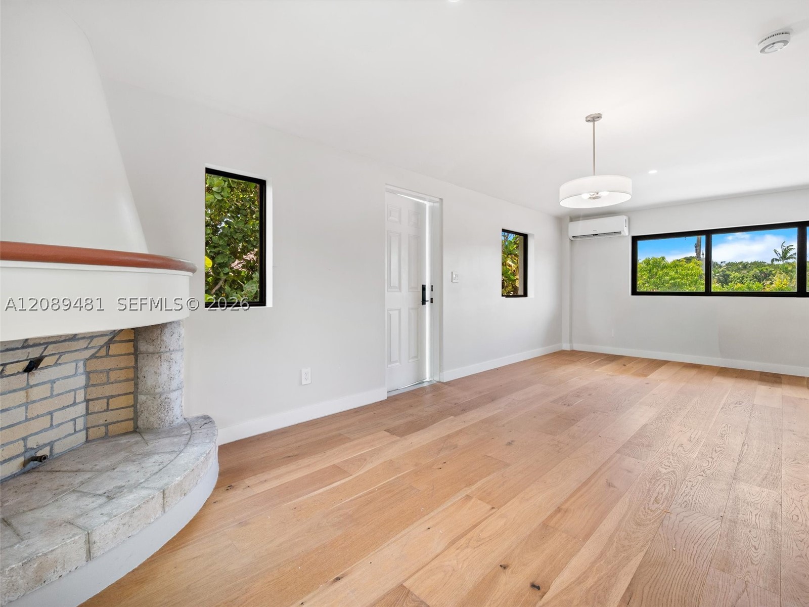 510 W 30th St, Miami Beach FL 33140