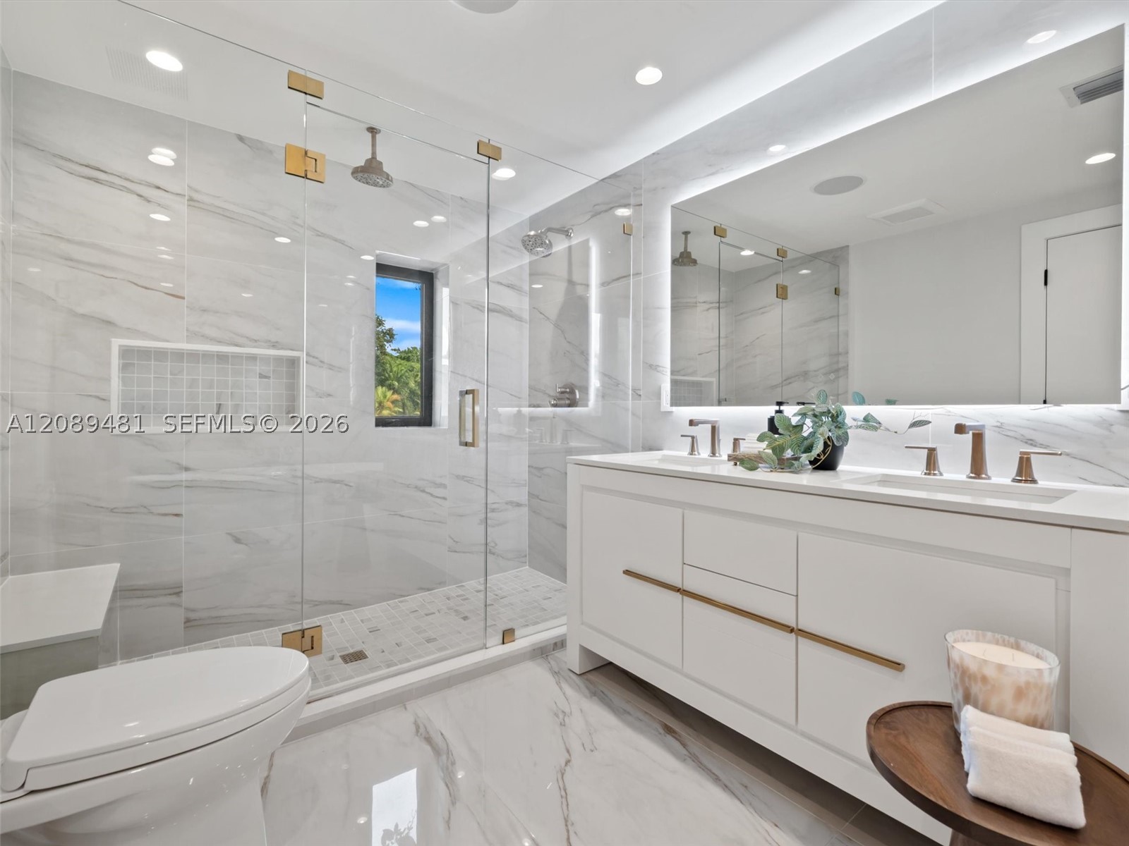 510 W 30th St, Miami Beach FL 33140