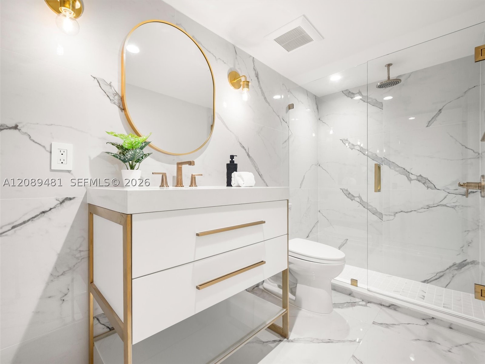 510 W 30th St, Miami Beach FL 33140