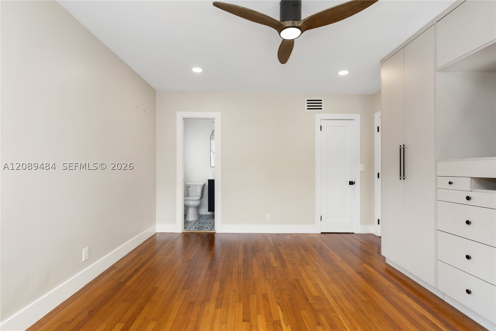 8934 Hawthorne Ave, Surfside FL 33154