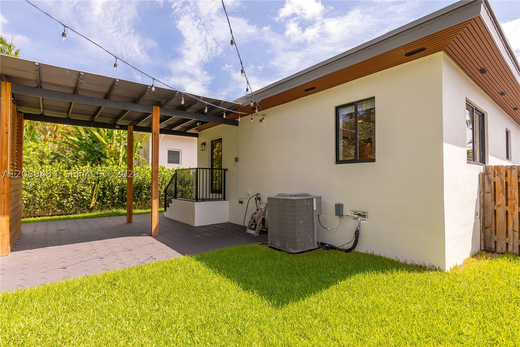 8934 Hawthorne Ave, Surfside FL 33154