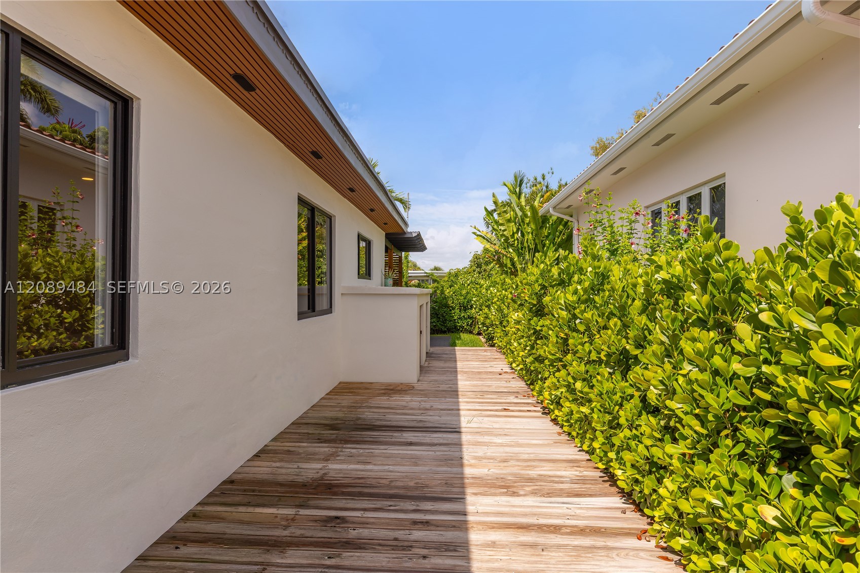 8934 Hawthorne Ave, Surfside FL 33154