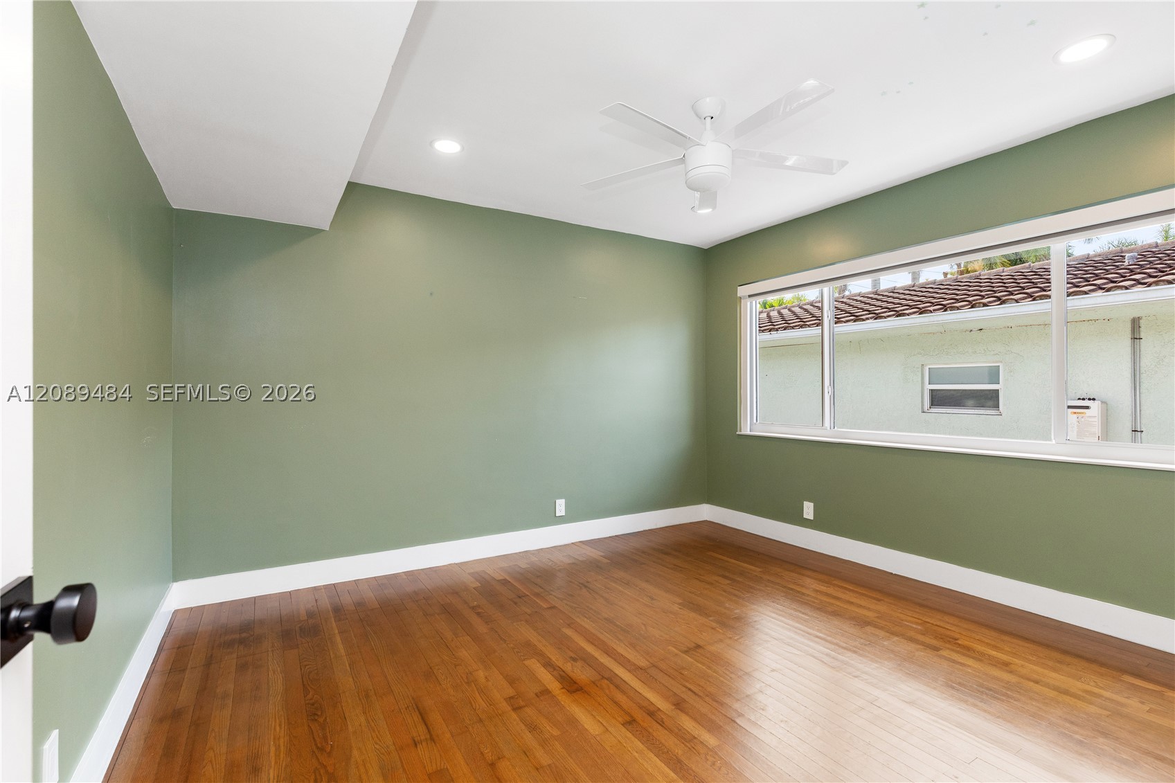 8934 Hawthorne Ave, Surfside FL 33154