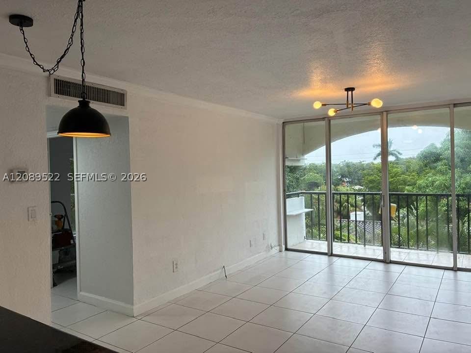 2160 SW 16th Ave #421, Miami FL 33145