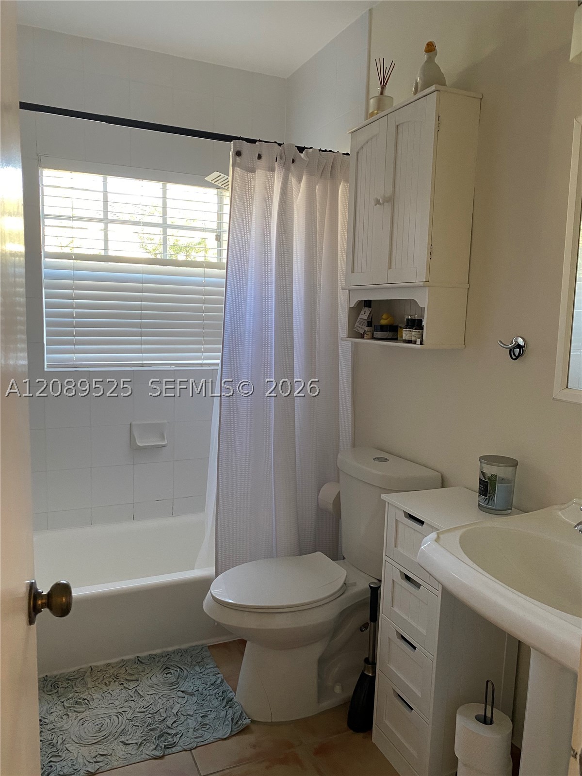 600 Alminar Ave #-, Coral Gables FL 33146
