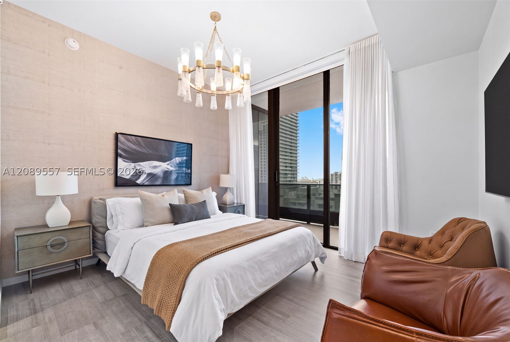 1000 Brickell Plaza #TH1812, Miami FL 33131