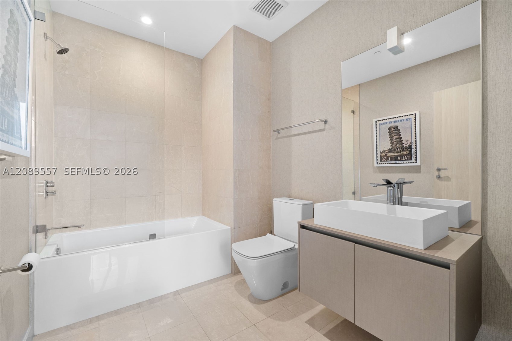 1000 Brickell Plaza #TH1812, Miami FL 33131