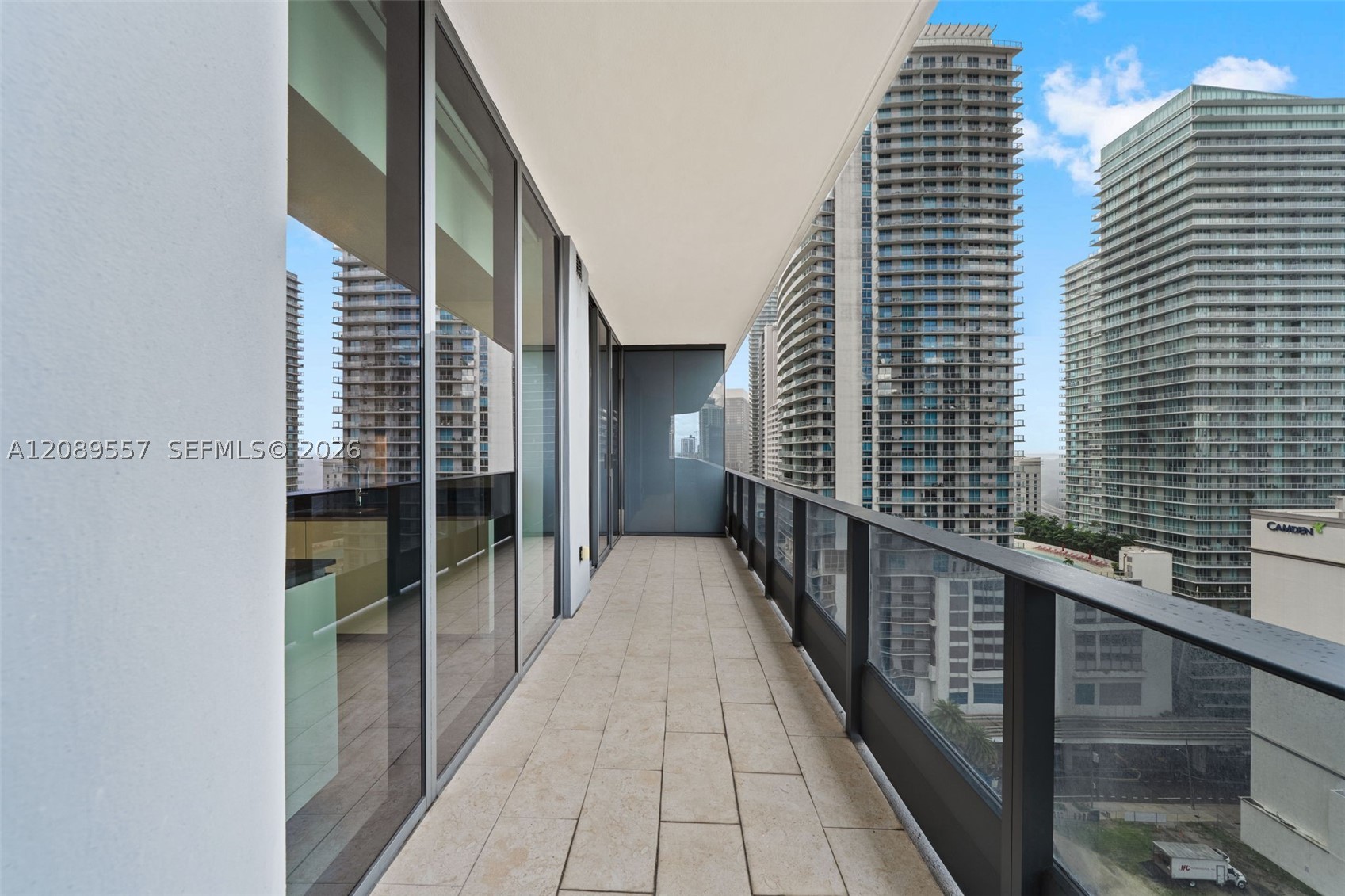 1000 Brickell Plaza #TH1812, Miami FL 33131