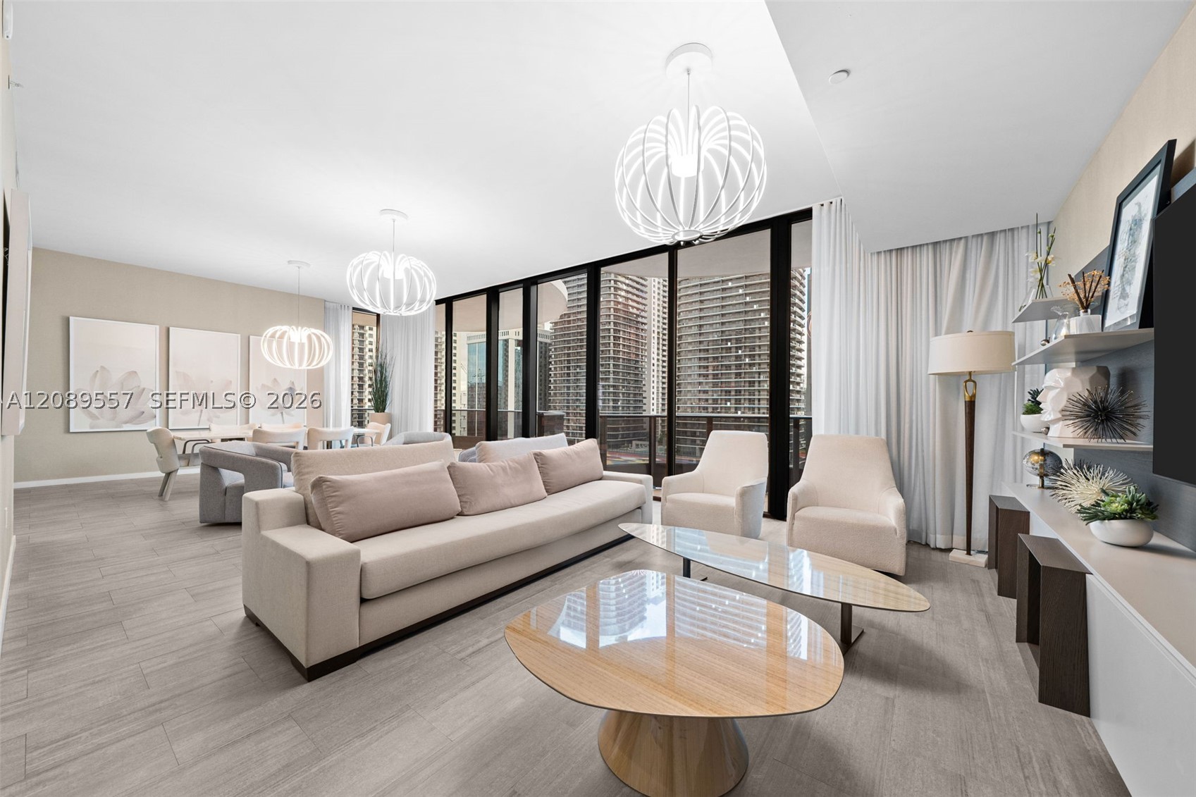 1000 Brickell Plaza #TH1812, Miami FL 33131