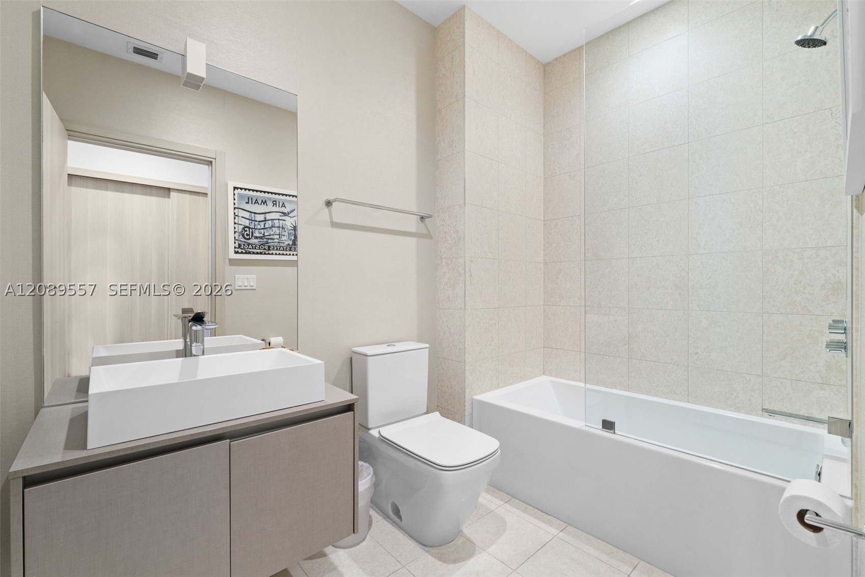 1000 Brickell Plaza #TH1812, Miami FL 33131
