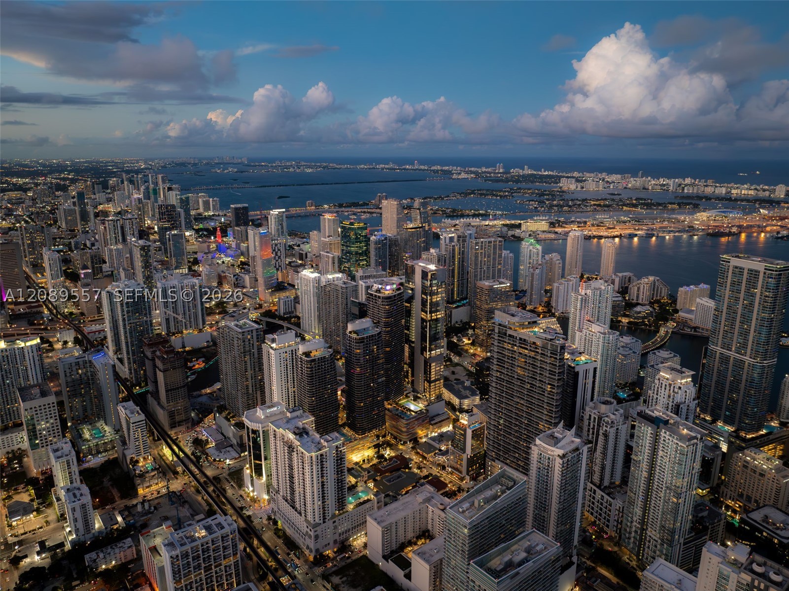 1000 Brickell Plaza #TH1812, Miami FL 33131