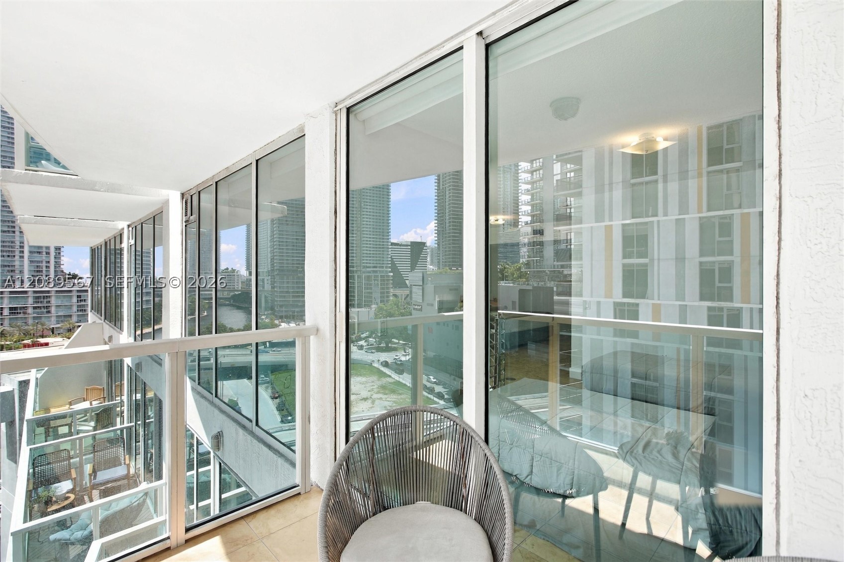 41 SE 5th St #710, Miami FL 33131