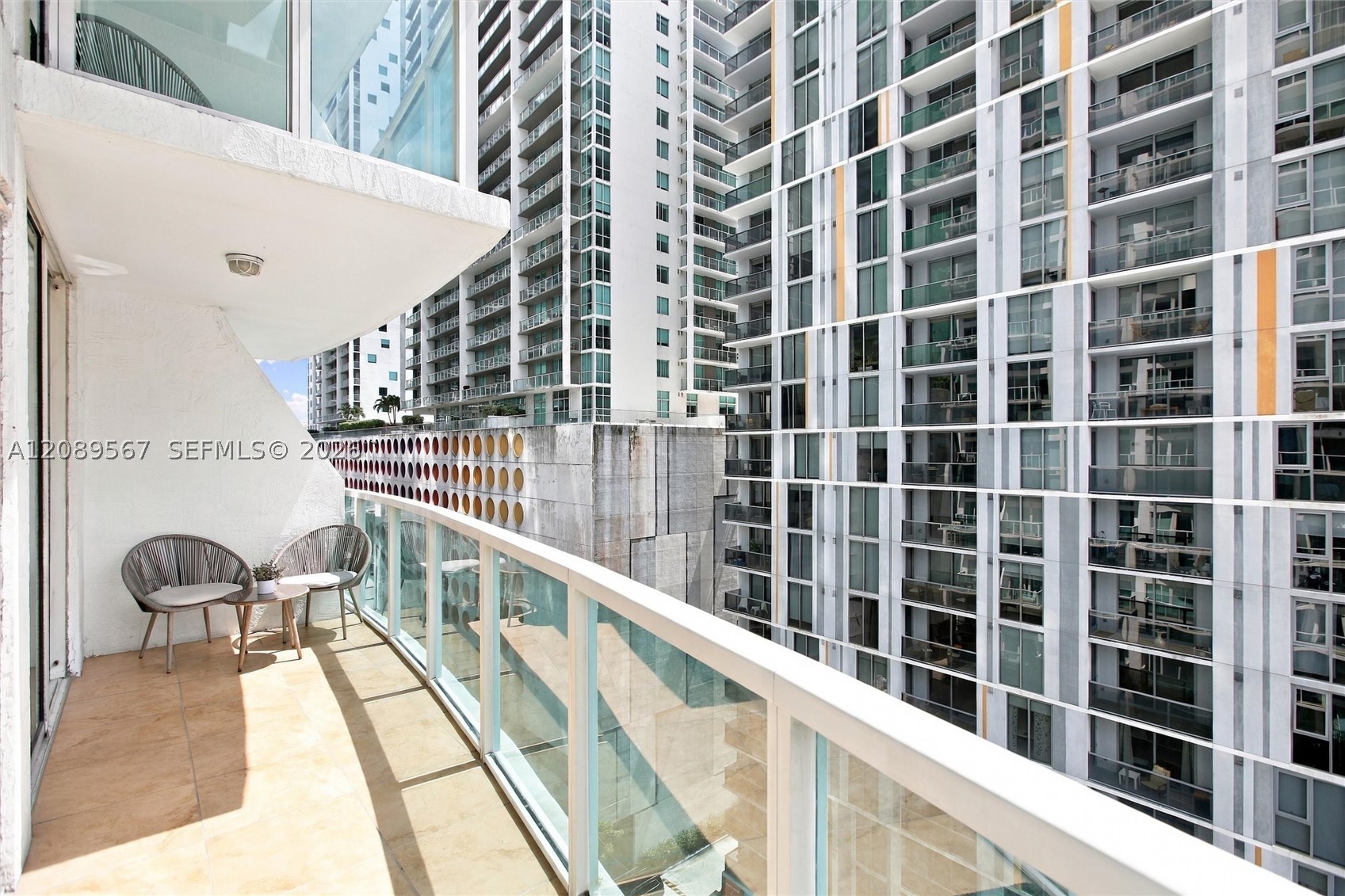 41 SE 5th St #710, Miami FL 33131
