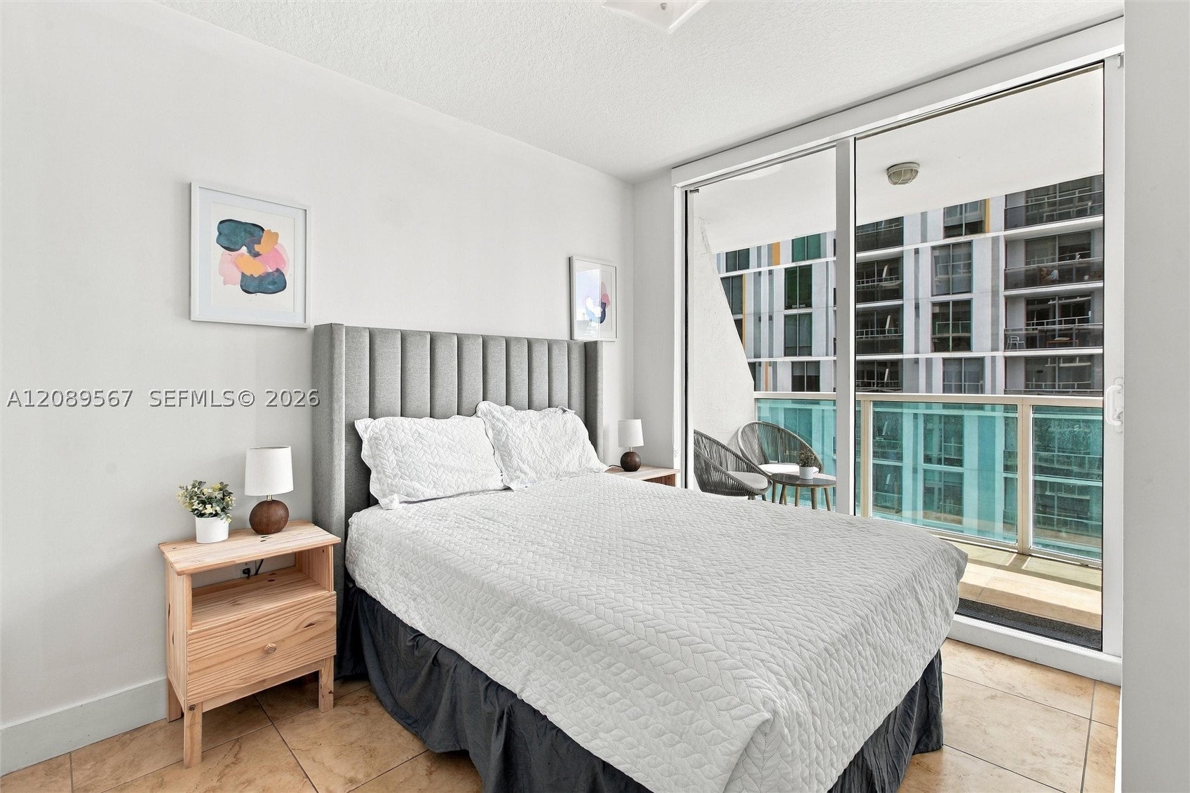 41 SE 5th St #710, Miami FL 33131