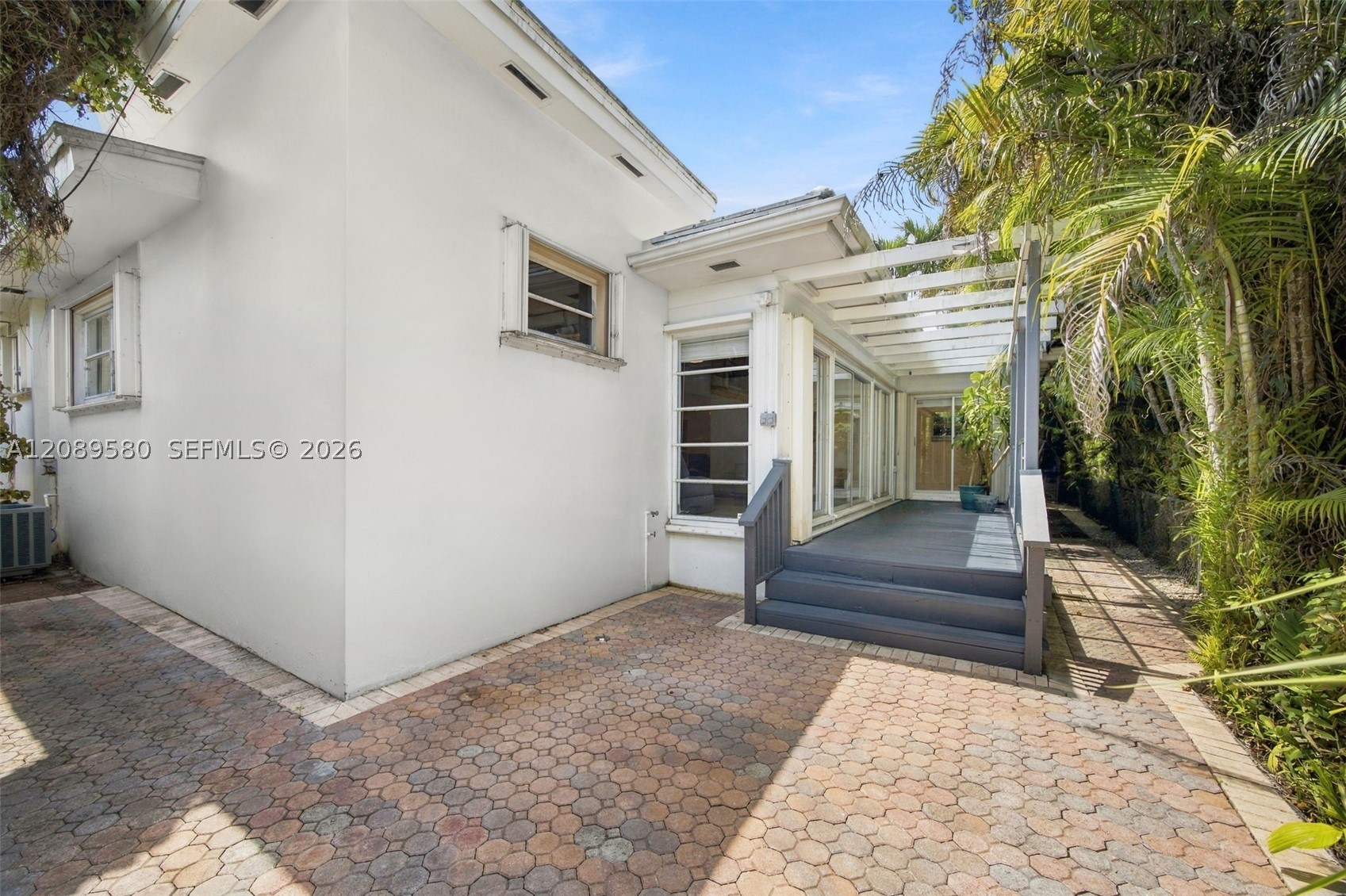 1325 Blue Rd, Coral Gables FL 33146