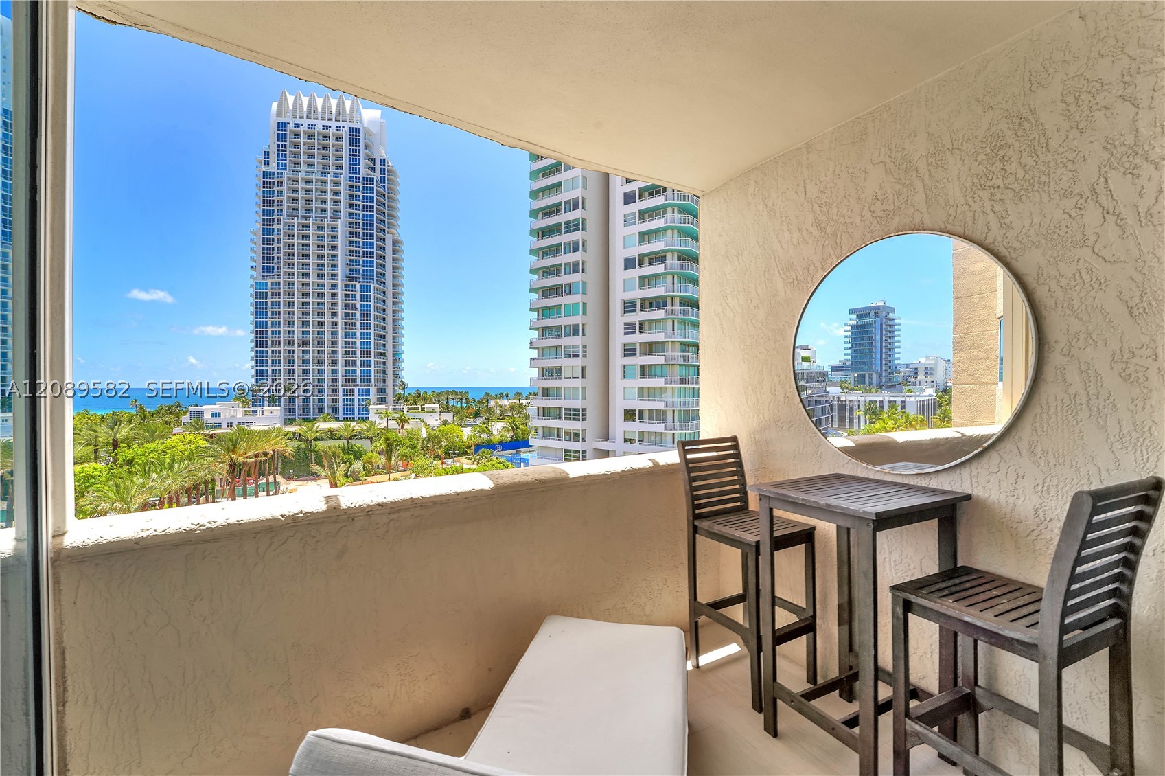 300 S Pointe Dr #809, Miami Beach FL 33139