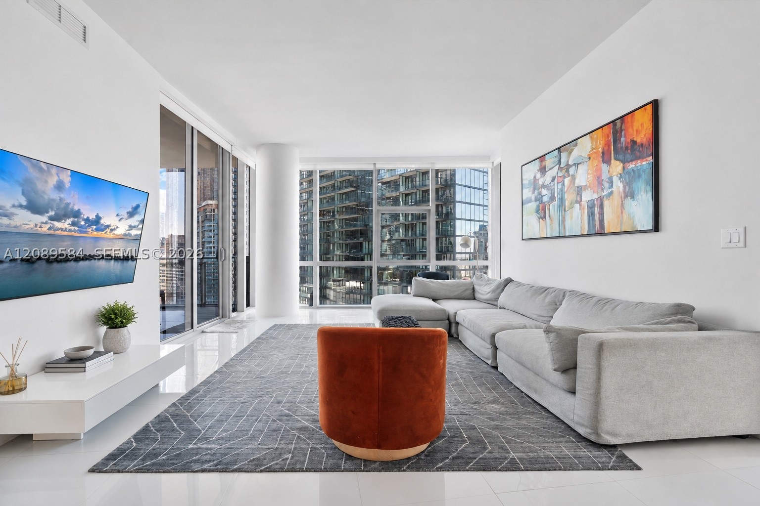 851 NE 1st Ave #1712, Miami FL 33132