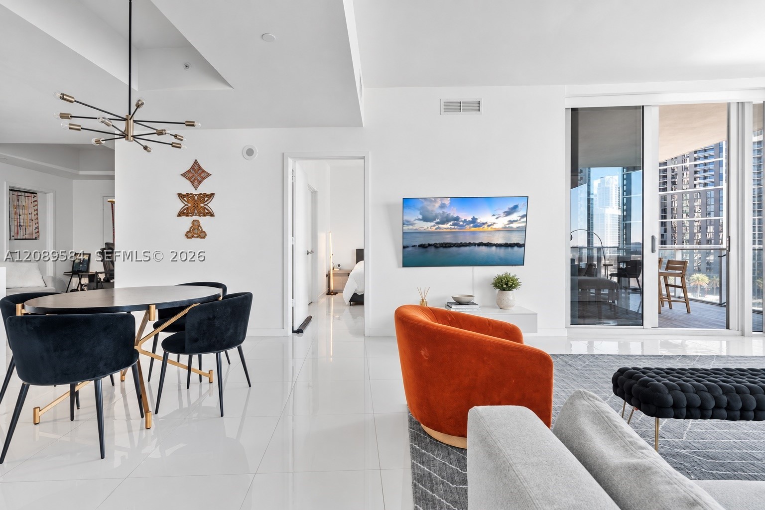 851 NE 1st Ave #1712, Miami FL 33132